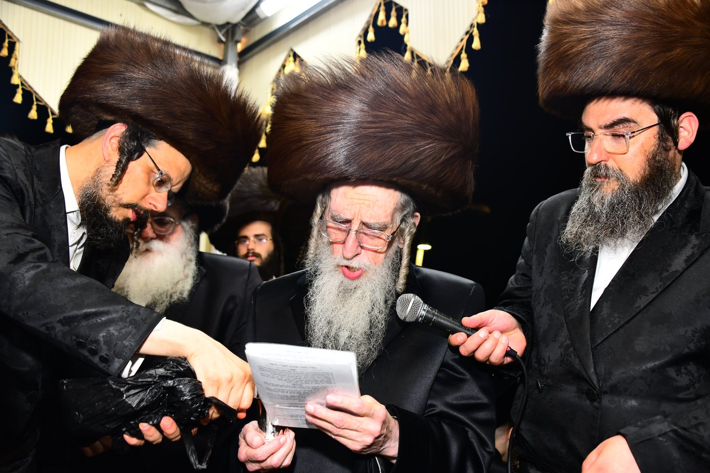 שמחת בית מכנובקא בעלזא - נדבורנה י-ם - מעליץ - יערסלוב