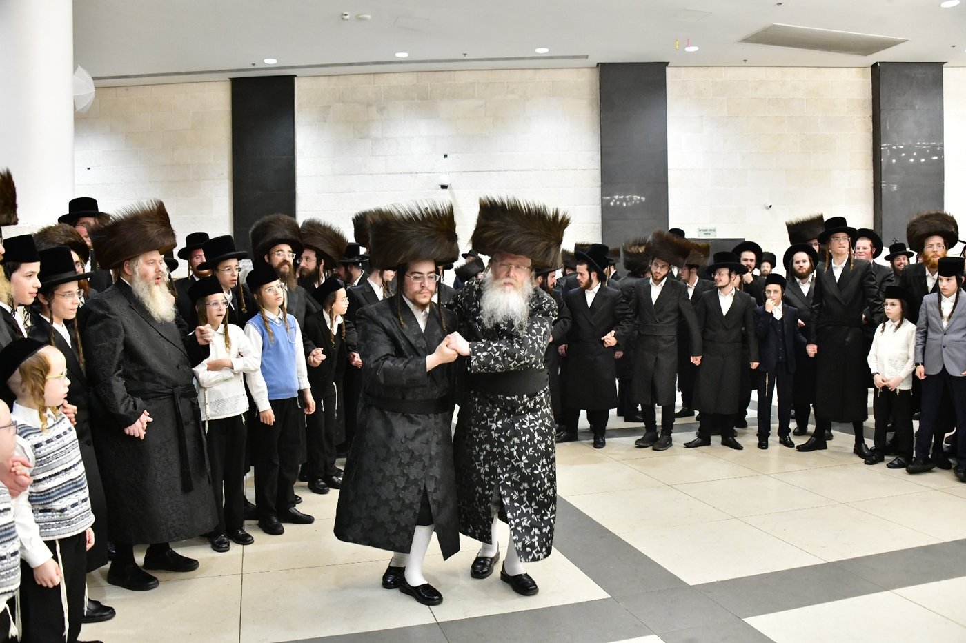 שמחת נישואי ההויז בחור של קרעטשניף קריית גת