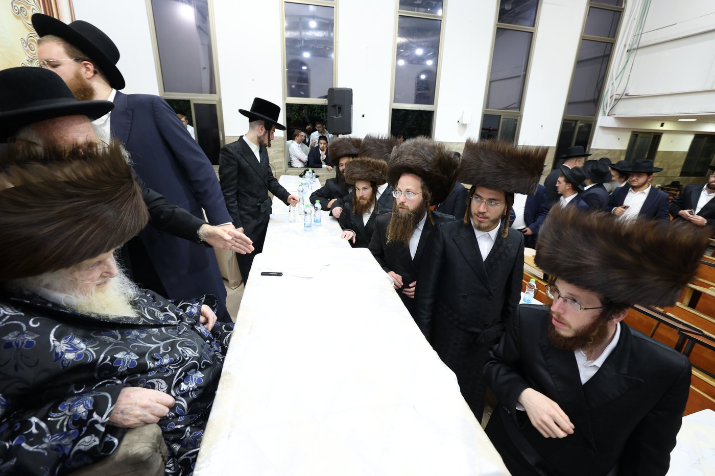 המעמד בכולל תשובות והנהגות
