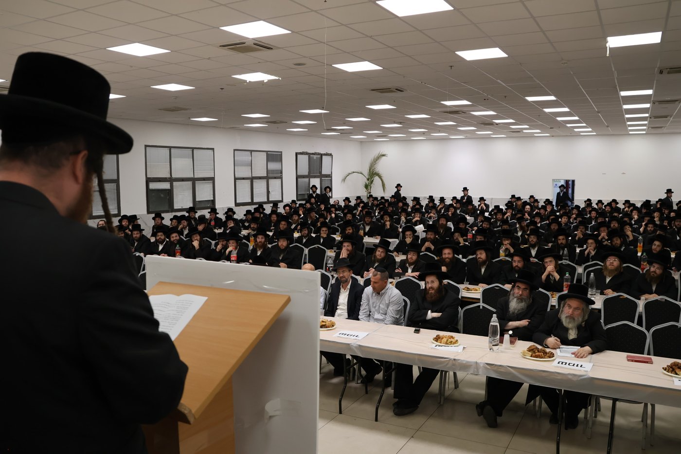 הרה"צ רבי חיים מאיר הגר בביקור בעפולה