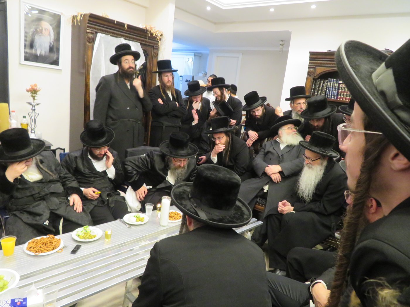 הלוויית האדמו"ר מביאלה אוסטרובא זצ"ל