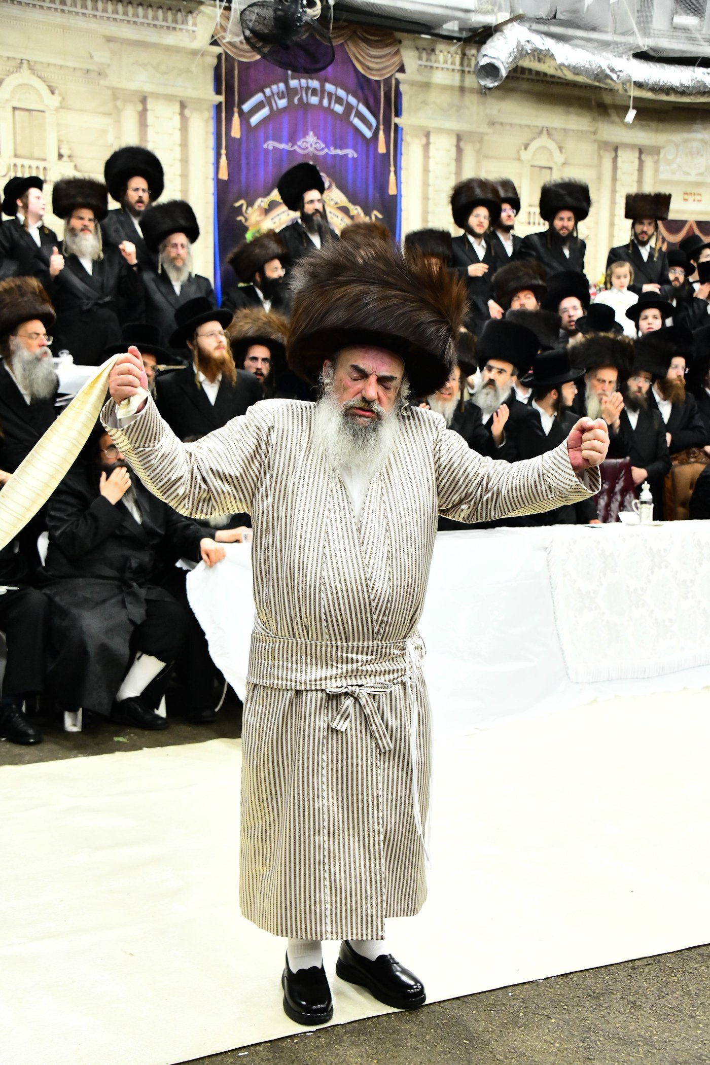 שמחת בית לעלוב - מודז'יץ - אופלע