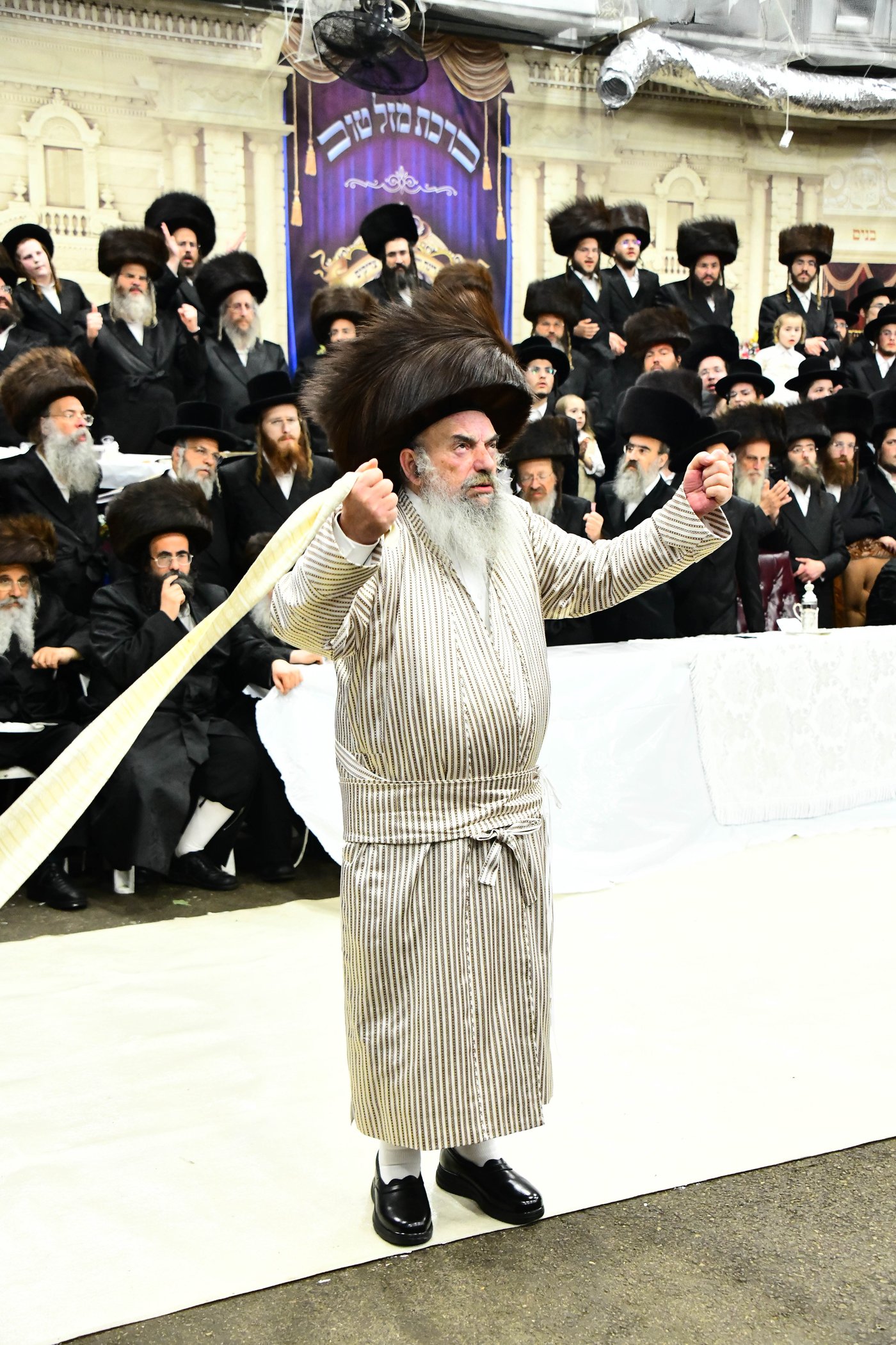 שמחת בית לעלוב - מודז'יץ - אופלע