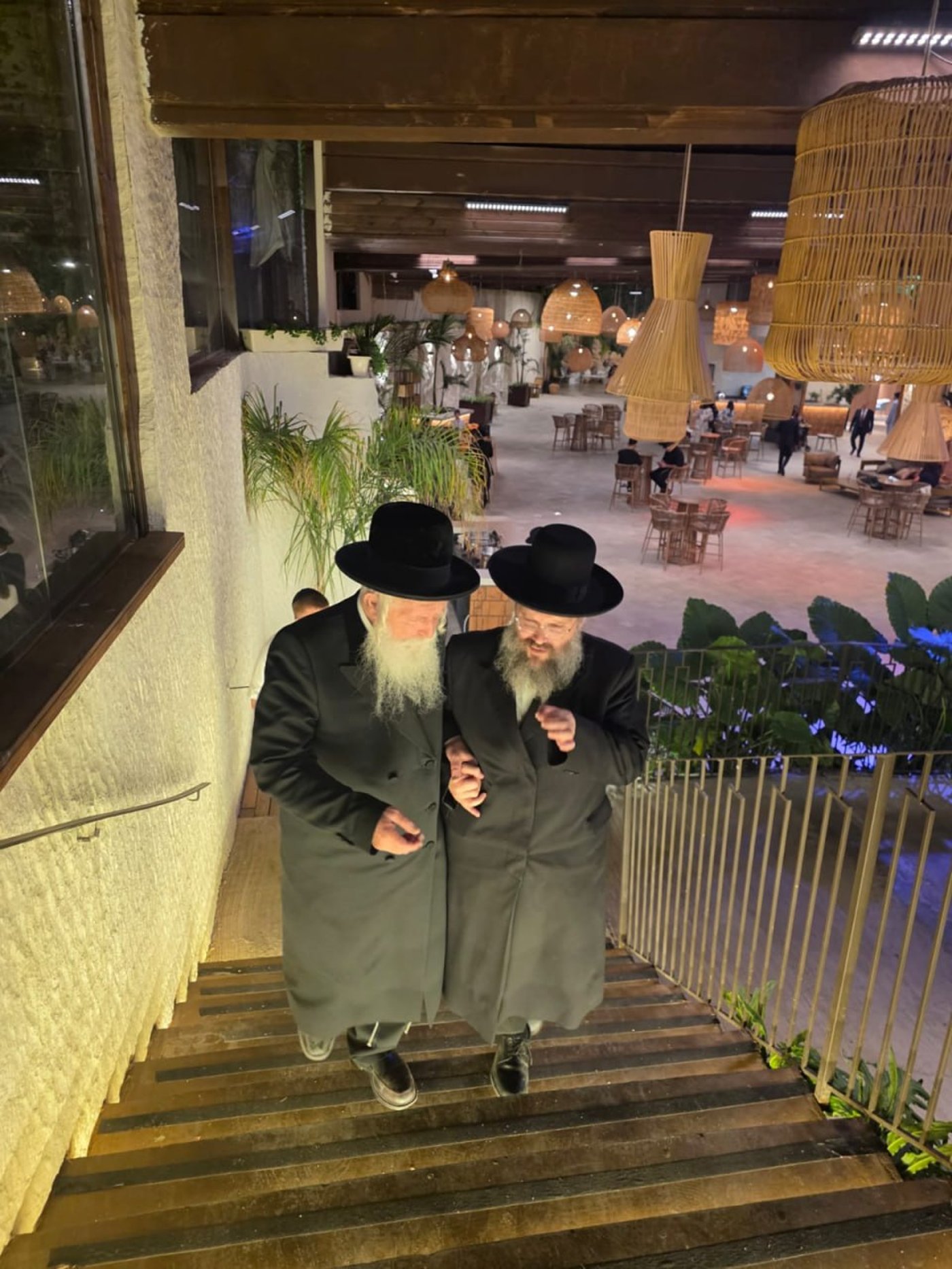 המפלגה שמחפשת אישה חרדית לרשימה | 'זיידל'ע' עם כל הנייעס והחשיפות