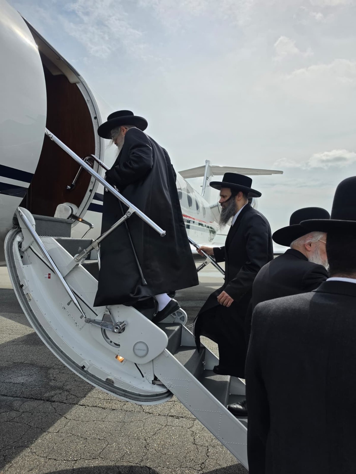 האדמו"ר מסאטמר בדרכו לבית הלבן