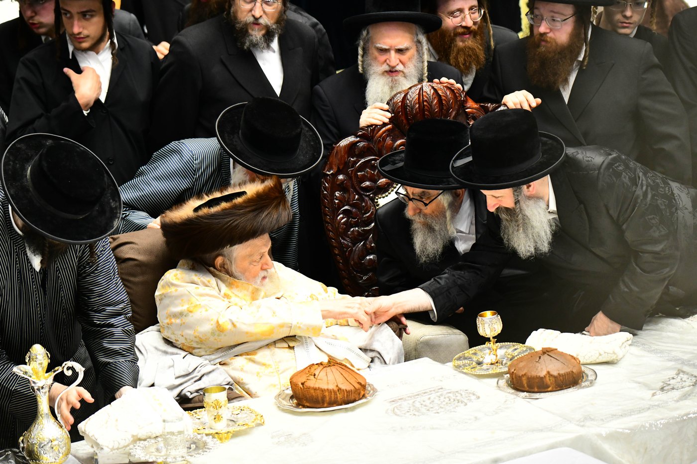 האדמו"ר מויז'ניץ מאנסי בתולדות אברהם יצחק