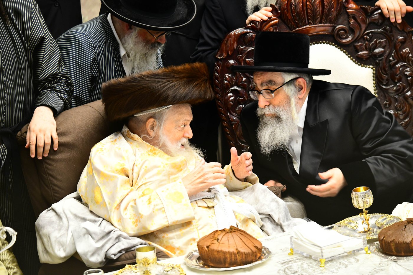 האדמו"ר מויז'ניץ מאנסי בתולדות אברהם יצחק
