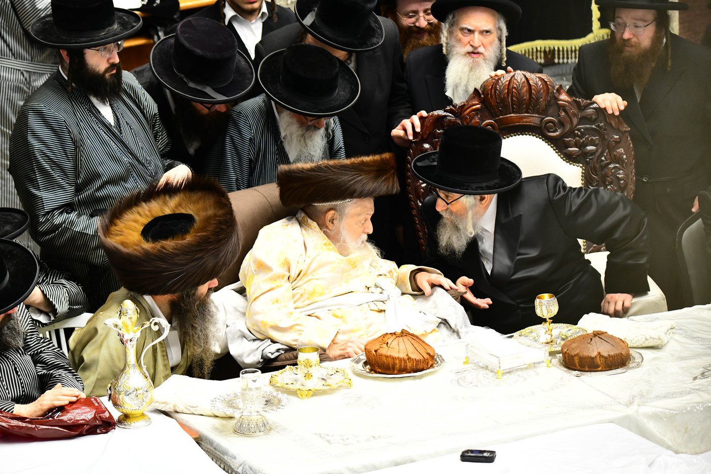 האדמו"ר מויז'ניץ מאנסי בתולדות אברהם יצחק