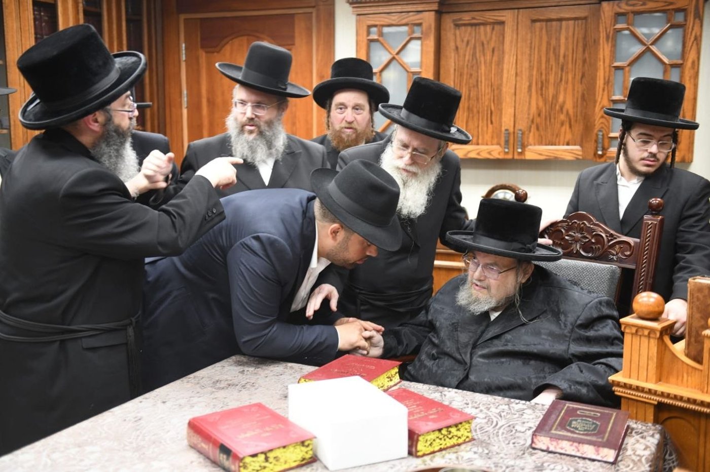 המפלגה שמחפשת אישה חרדית לרשימה | 'זיידל'ע' עם כל הנייעס והחשיפות