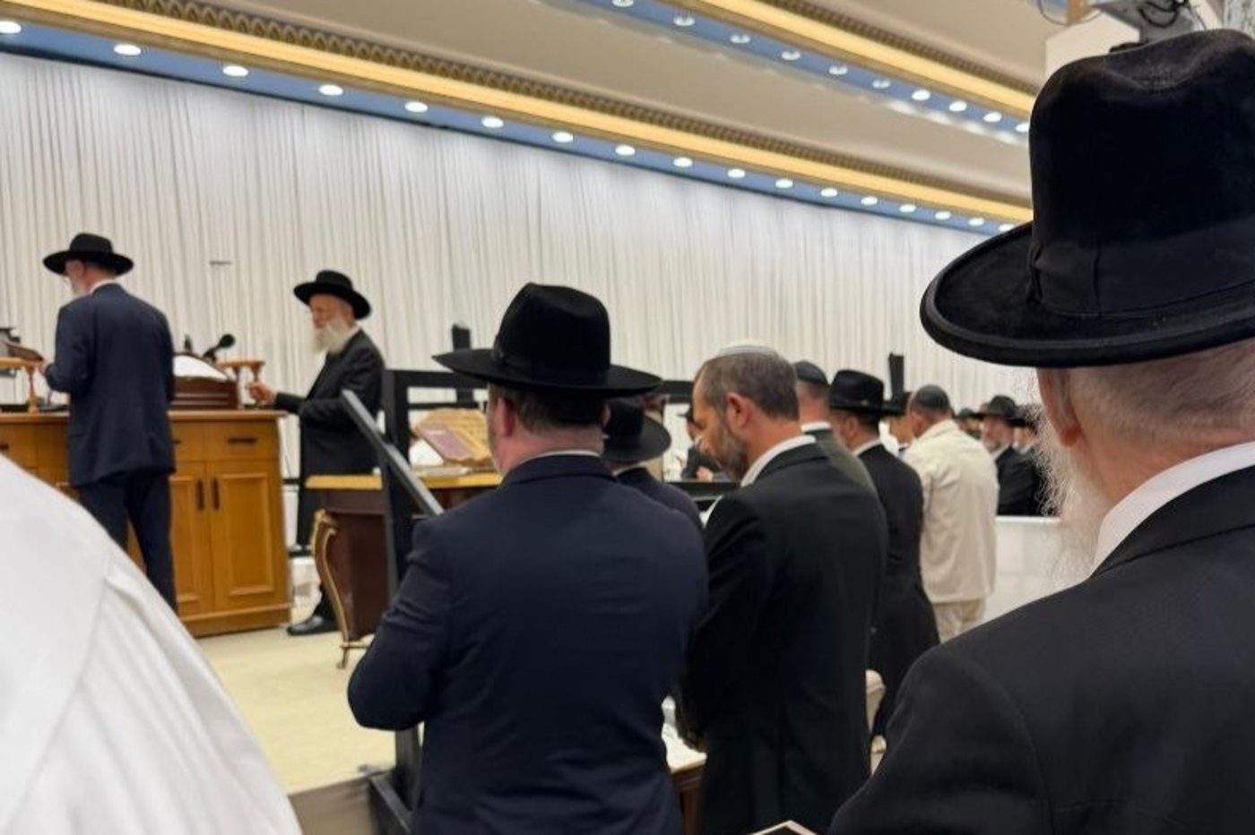 המפלגה שמחפשת אישה חרדית לרשימה | 'זיידל'ע' עם כל הנייעס והחשיפות