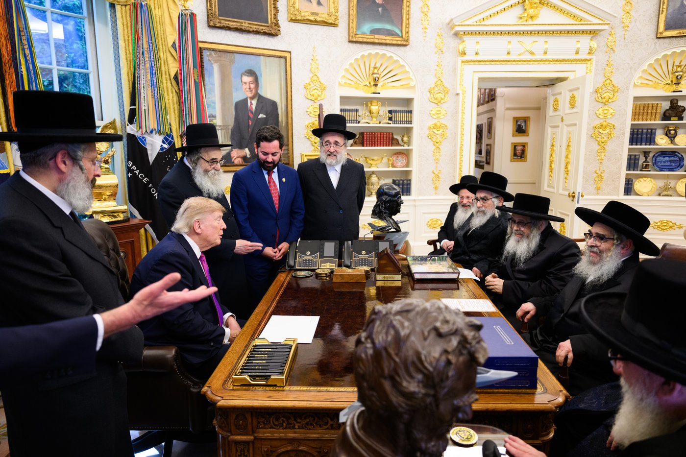 האדמו"רים במפגש עם הנשיא טראמפ