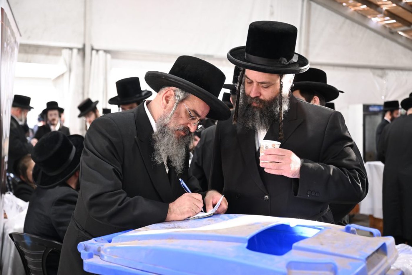 סליחות ראשונות בחצה"ק צאנז