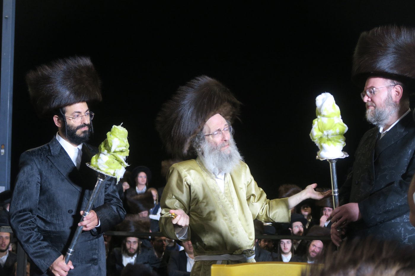 הרה"צ רבי אלימלך בידרמן באמירת הסליחות