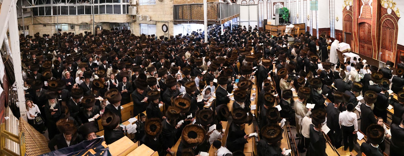 סליחות ראשונות בחצה"ק פינסק קרלין
