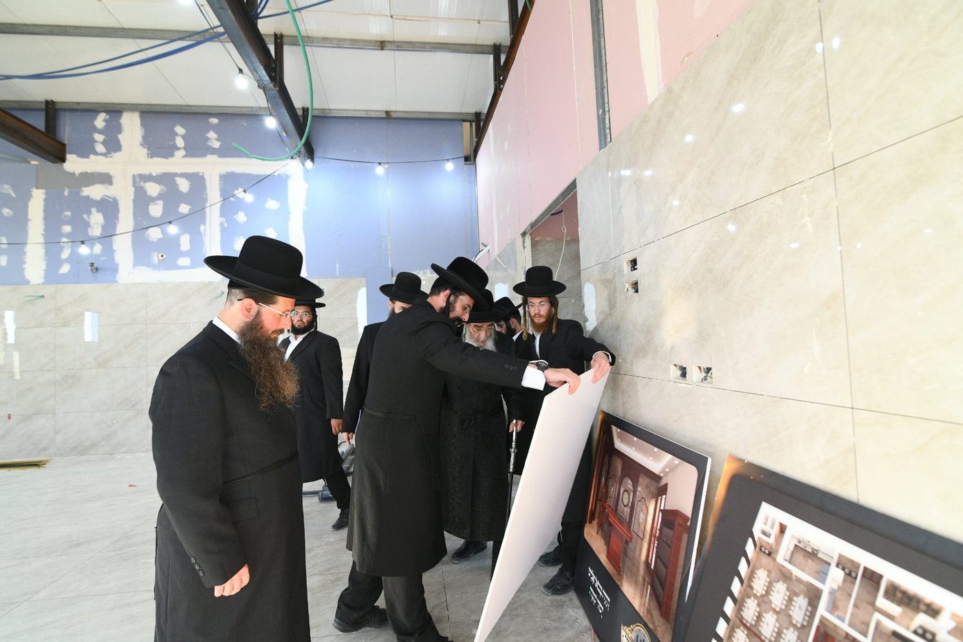 האדמו"ר מאלכסנדר בעמונאל
