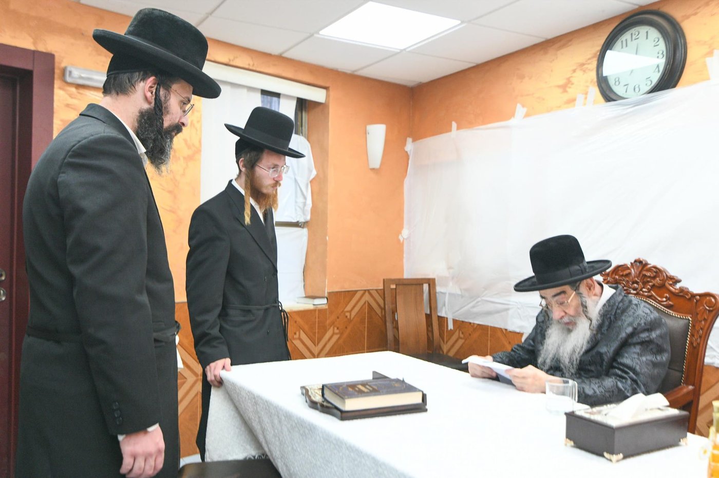 האדמו"ר מאלכסנדר בעמונאל