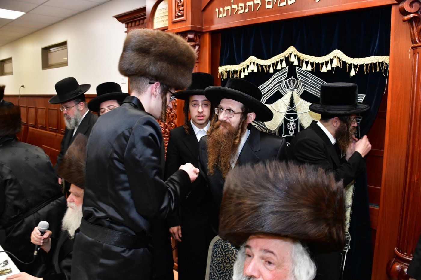 שמחת בית קרעטשניף קרית גת - אלדשטאט - קאסוב ויז'ניץ - סקולען ב"ב