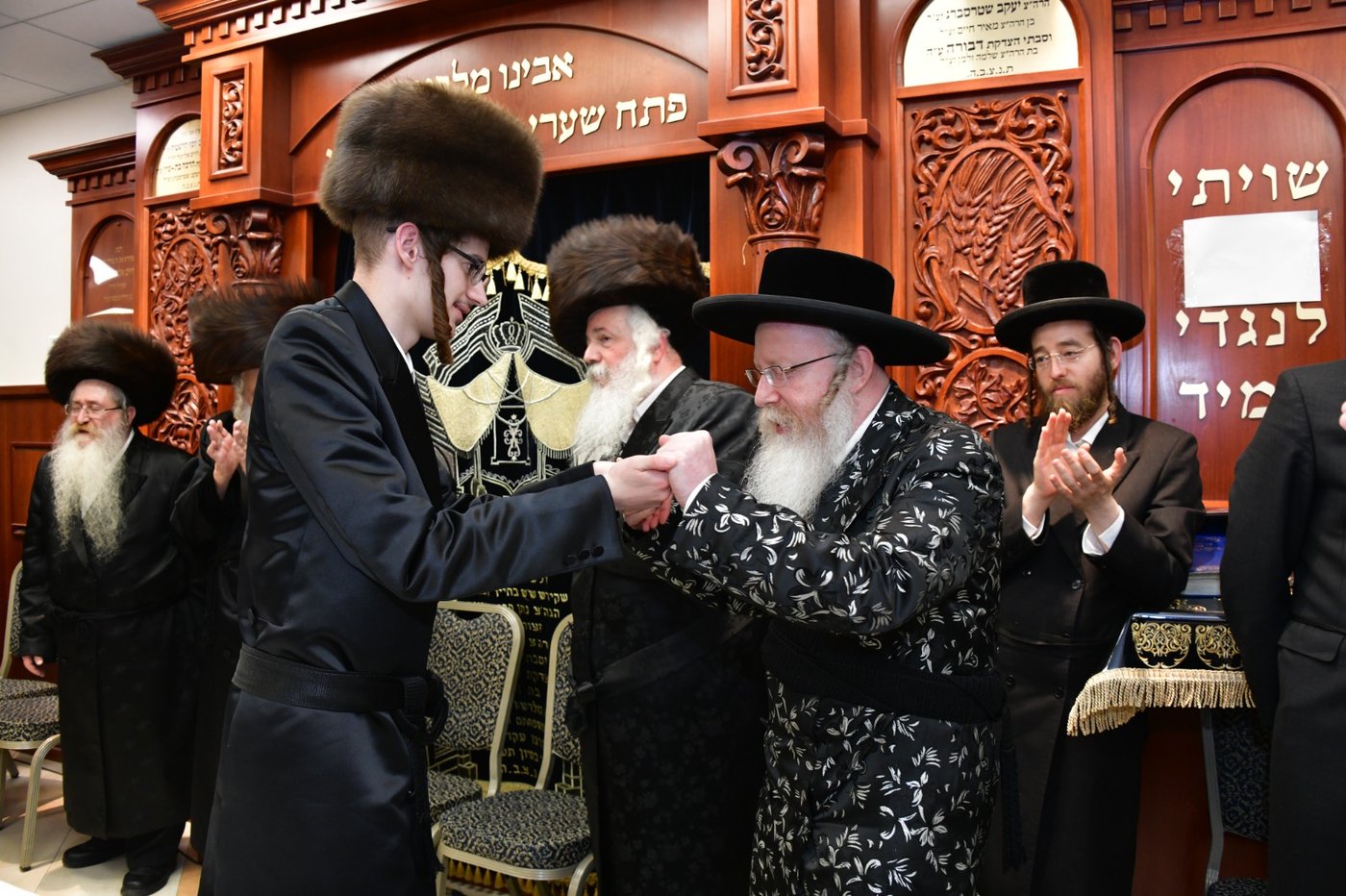 שמחת בית קרעטשניף קרית גת - אלדשטאט - קאסוב ויז'ניץ - סקולען ב"ב