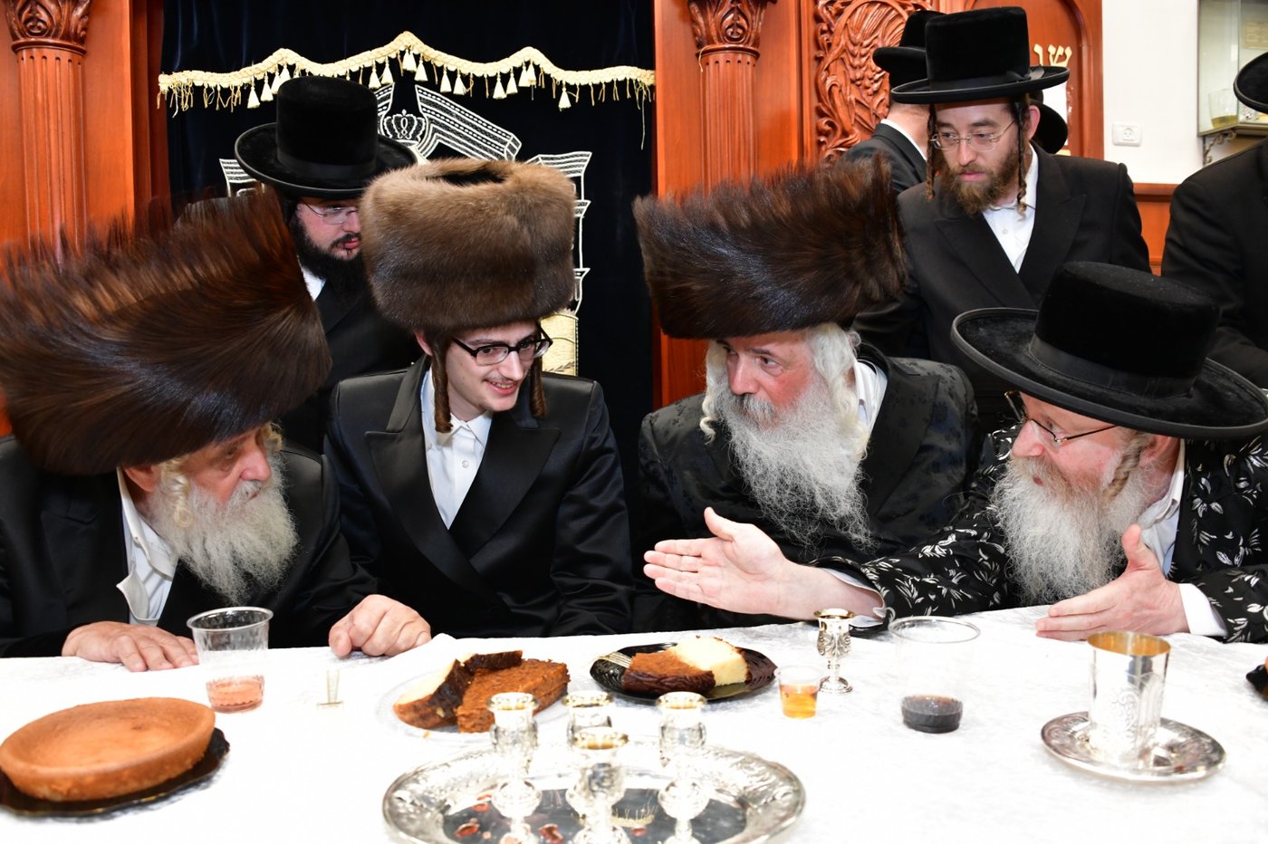 שמחת בית קרעטשניף קרית גת - אלדשטאט - קאסוב ויז'ניץ - סקולען ב"ב