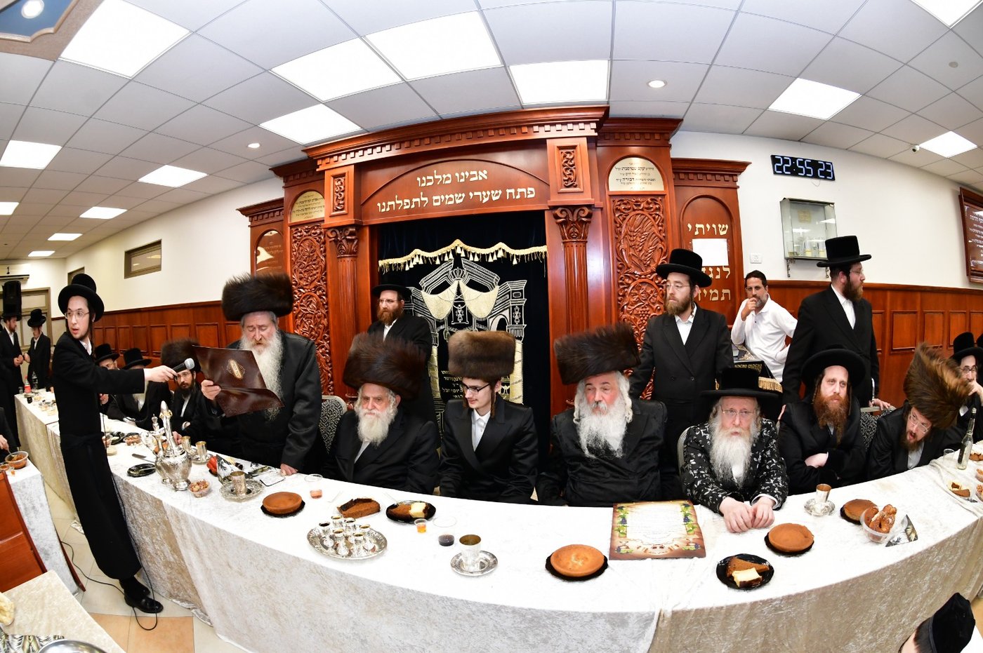 שמחת בית קרעטשניף קרית גת - אלדשטאט - קאסוב ויז'ניץ - סקולען ב"ב