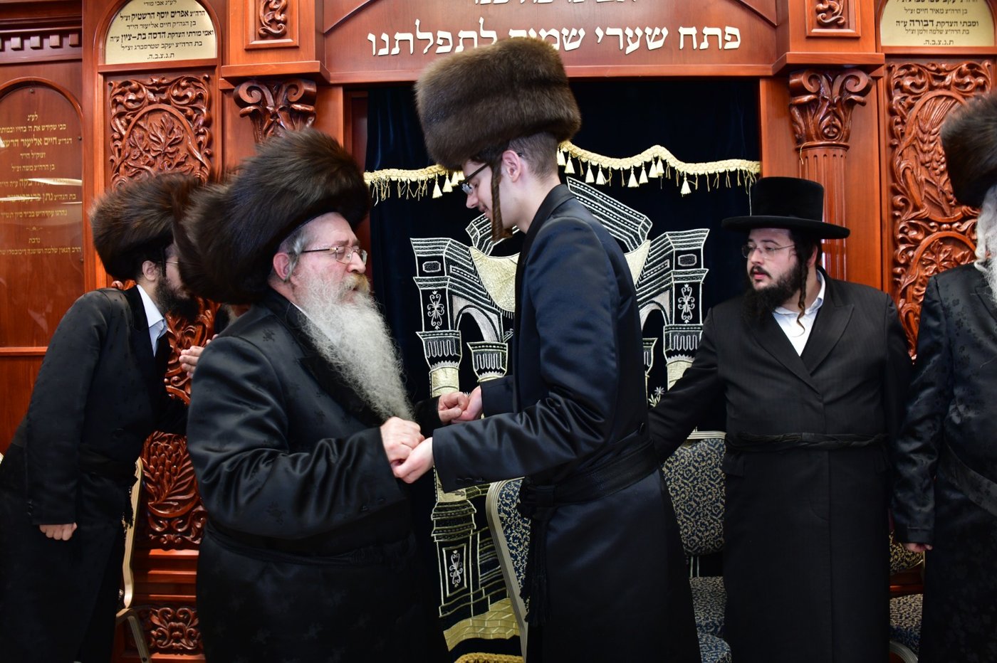 שמחת בית קרעטשניף קרית גת - אלדשטאט - קאסוב ויז'ניץ - סקולען ב"ב