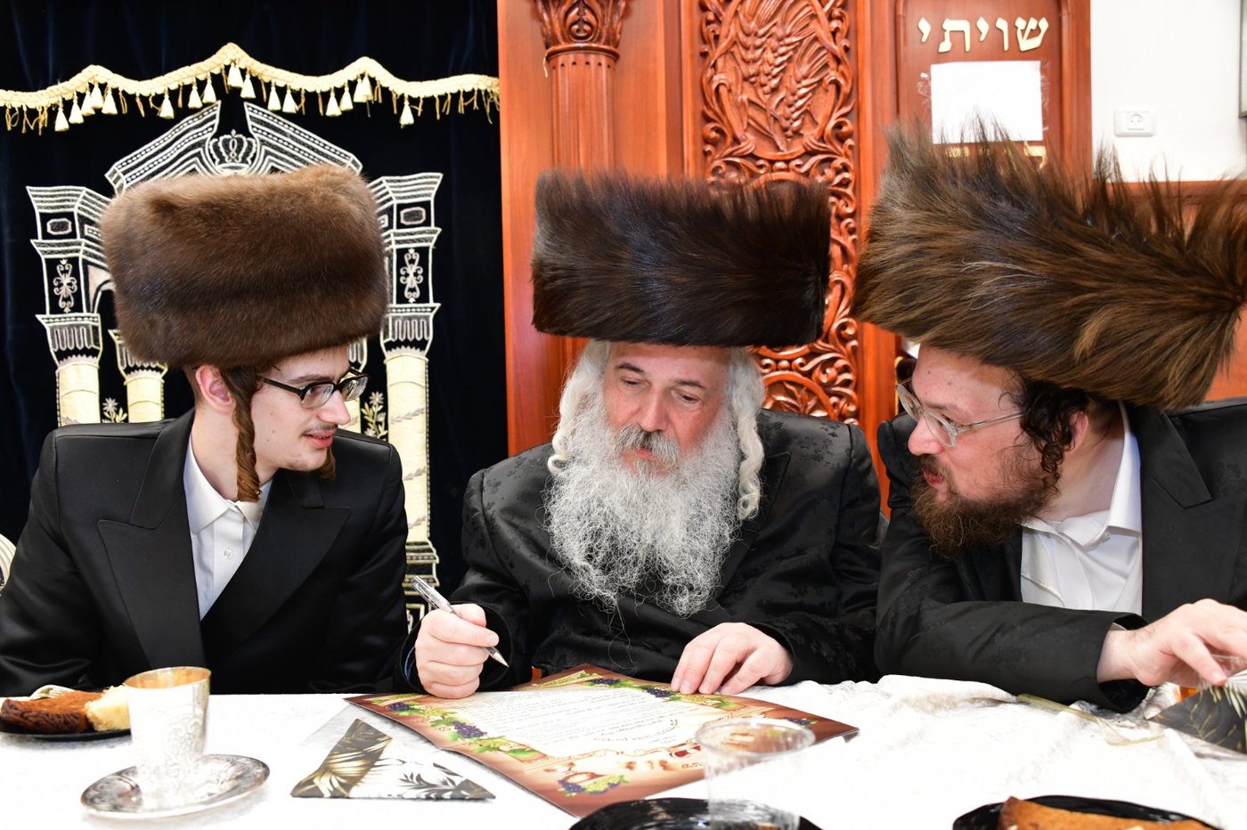 שמחת בית קרעטשניף קרית גת - אלדשטאט - קאסוב ויז'ניץ - סקולען ב"ב