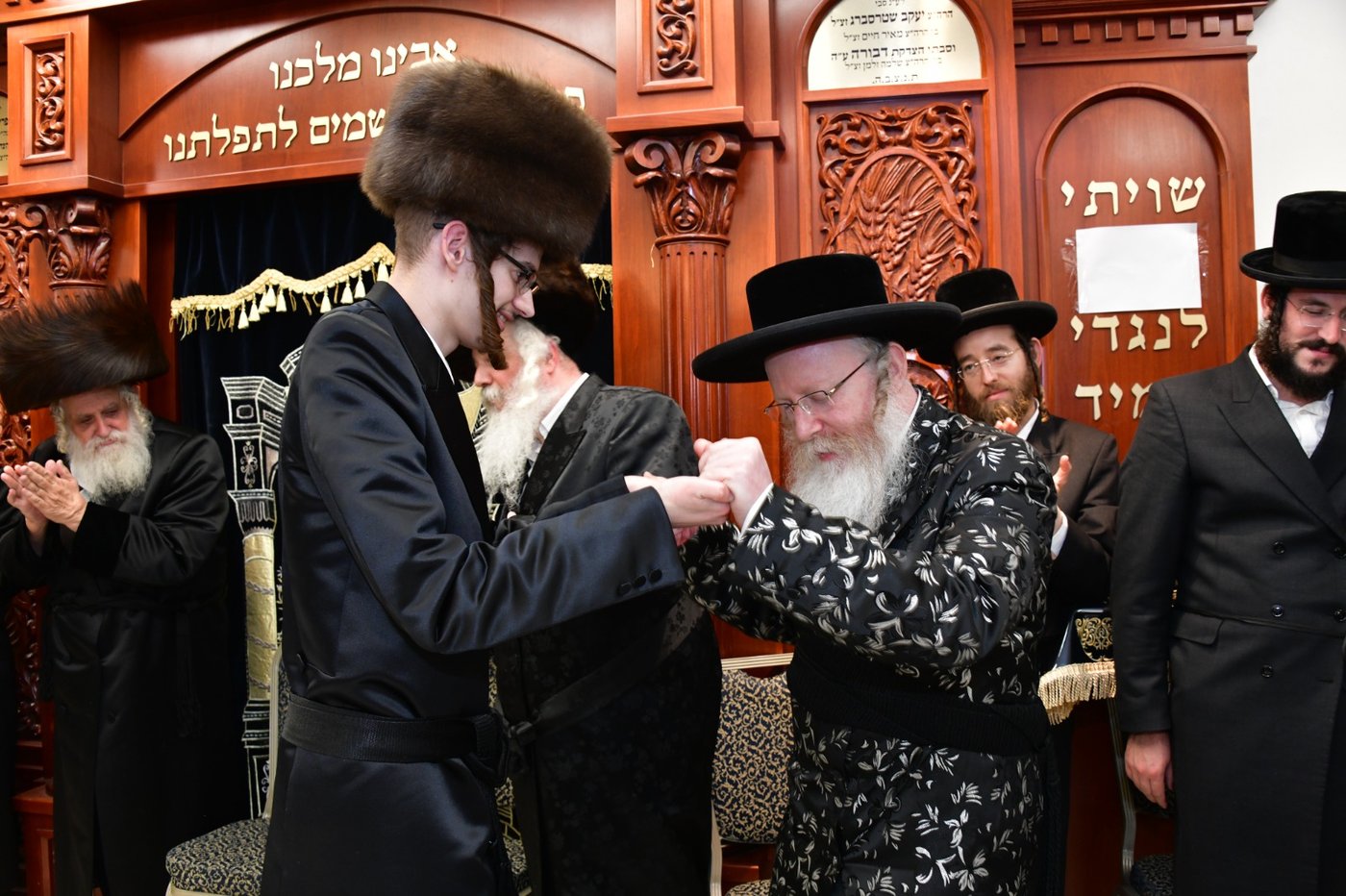 שמחת בית קרעטשניף קרית גת - אלדשטאט - קאסוב ויז'ניץ - סקולען ב"ב