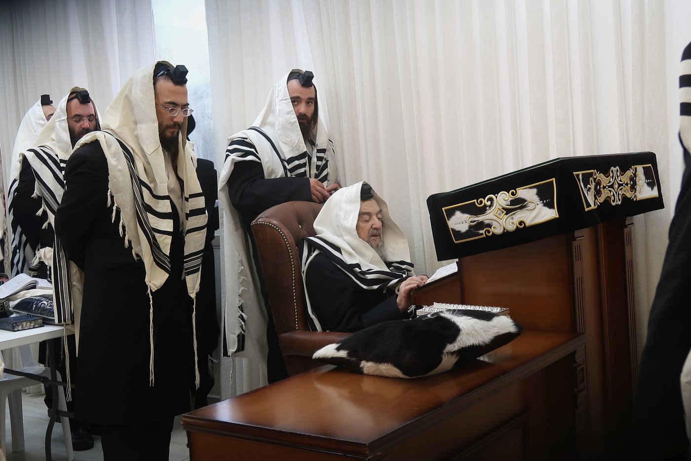 א' סליחות אצל הגה"צ רבי יעקב מאיר שכטר