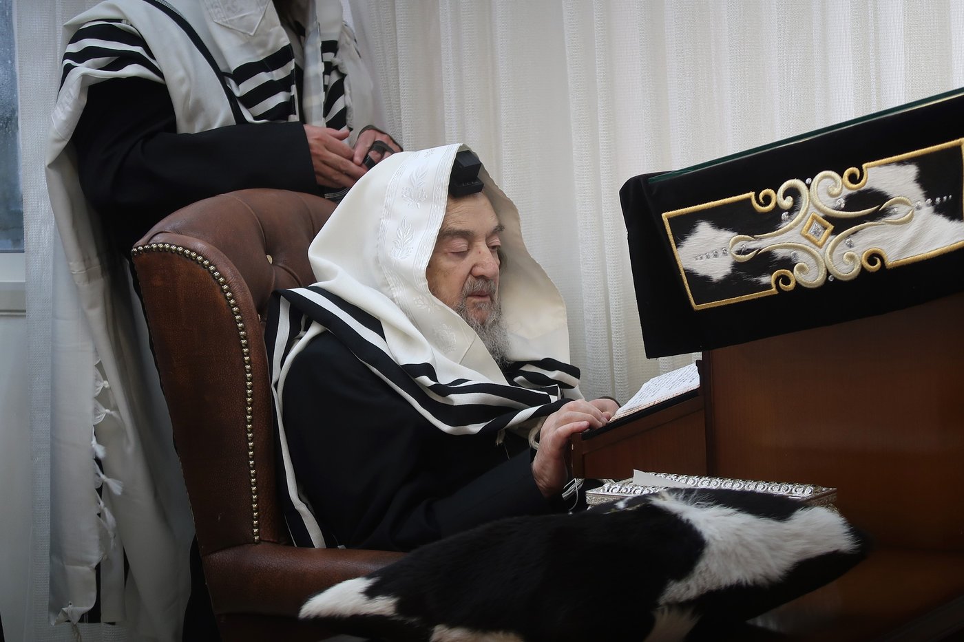 א' סליחות אצל הגה"צ רבי יעקב מאיר שכטר