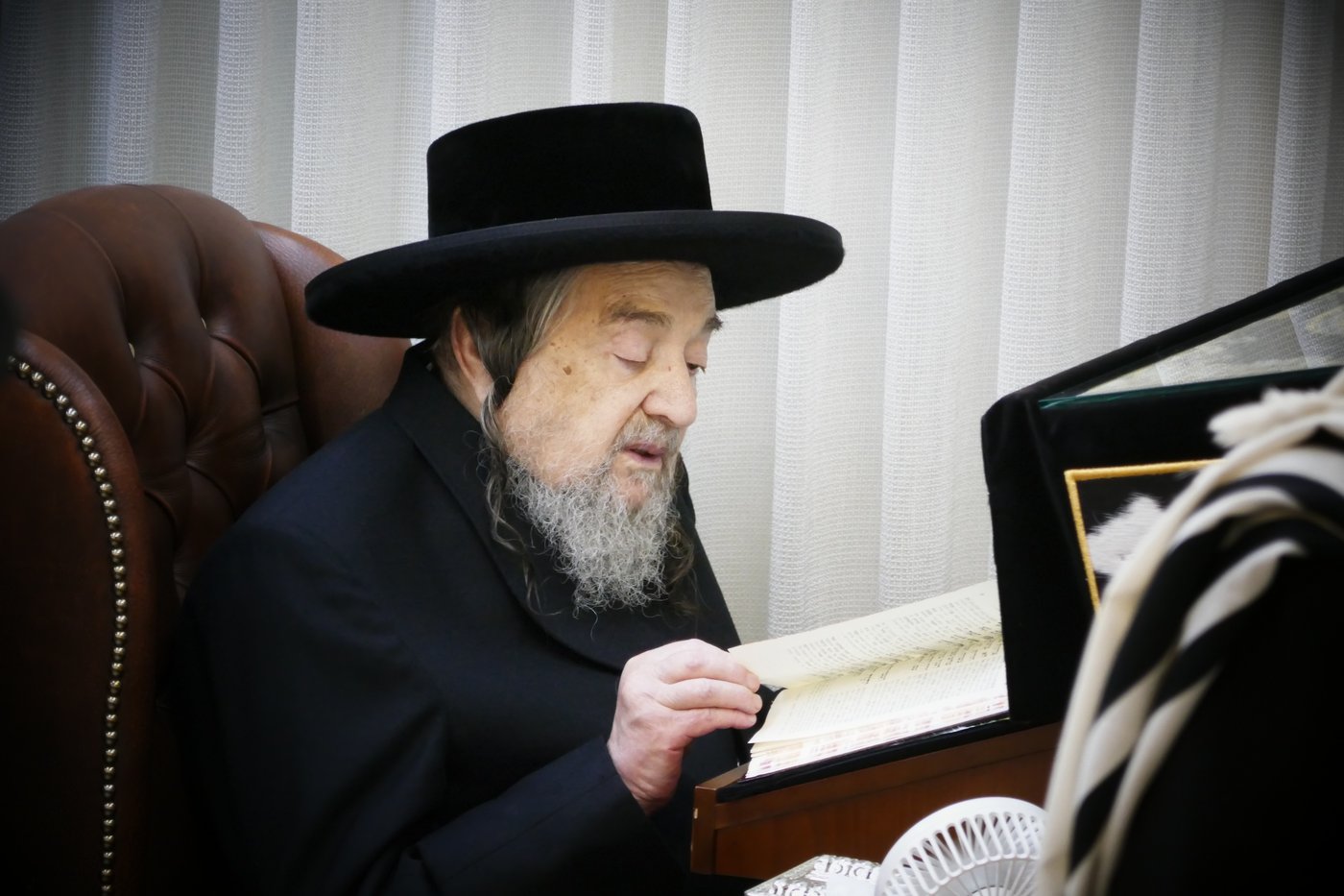 א' סליחות אצל הגה"צ רבי יעקב מאיר שכטר