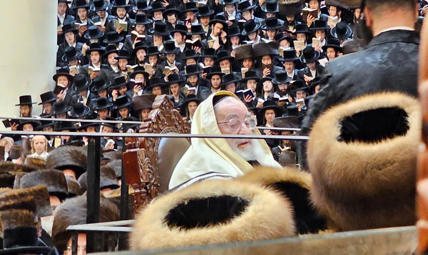 סליחות ראשונות בחצה"ק ויז'ניץ