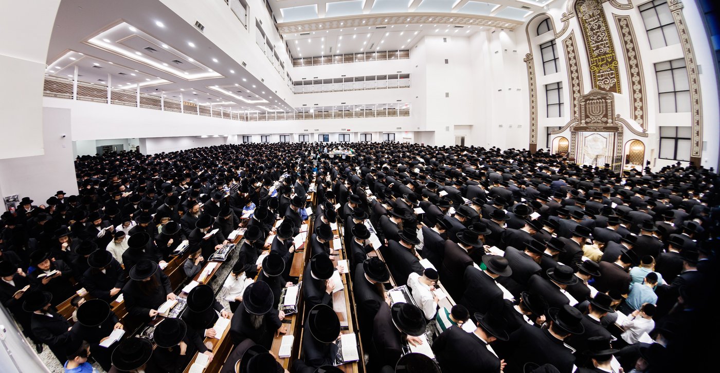 סליחות ראשונות בחצה"ק באבוב 45