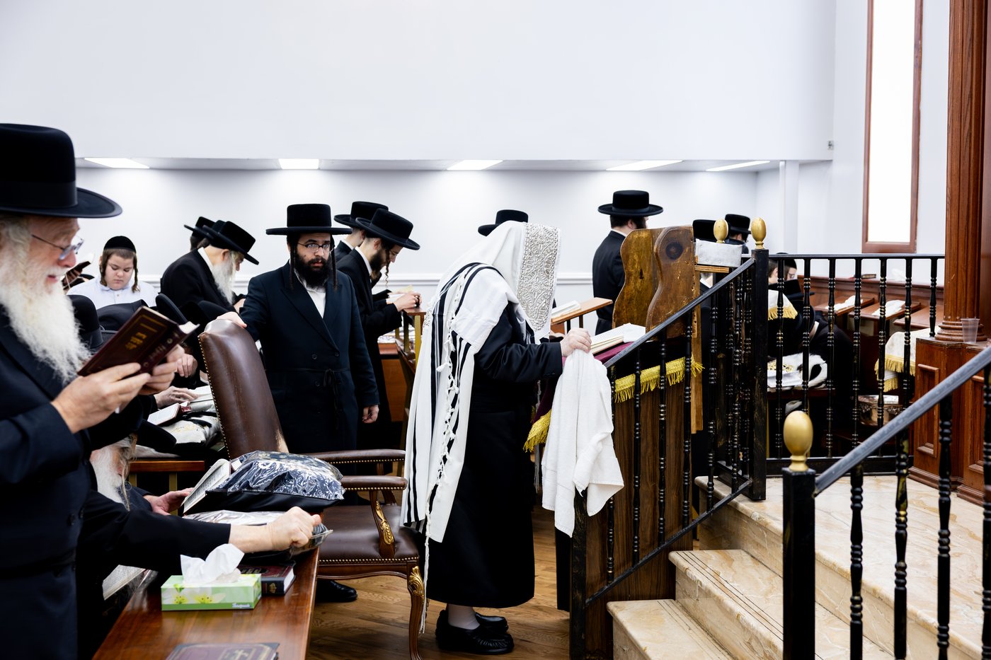 סליחות ראשונות בחצ"ק תולדות צבי ד'ספינקא