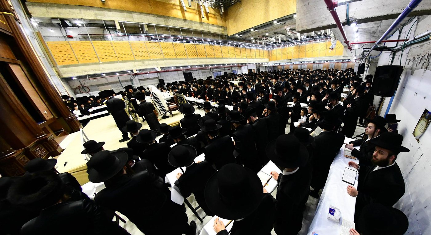 סליחות ראשונות בחצה"ק מודז'יץ