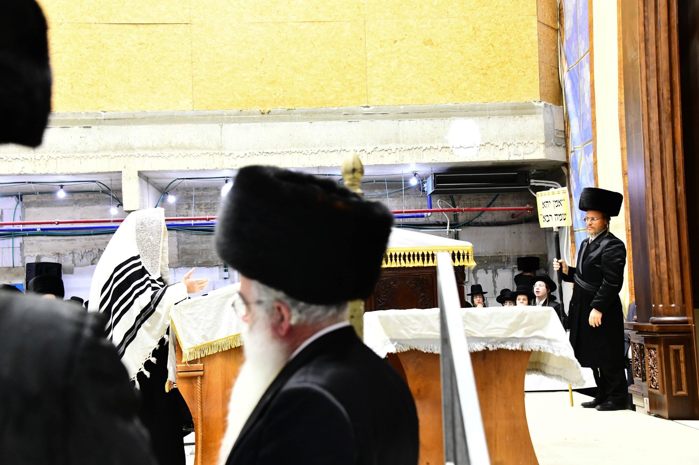 סליחות ראשונות בחצה"ק מודז'יץ