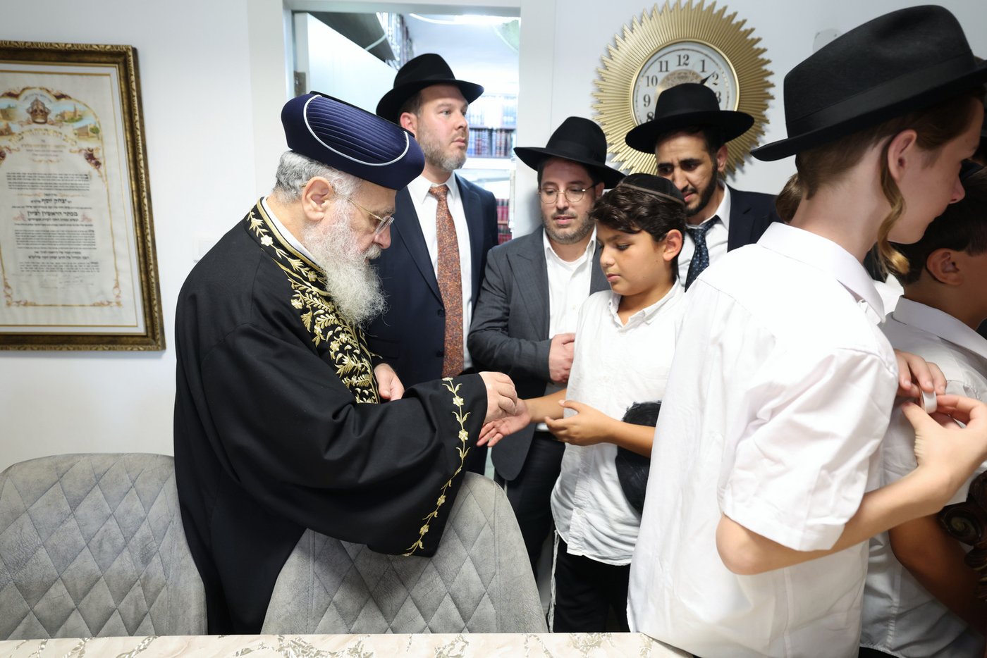 ילדי רעננה אצל הגר"י יוסף