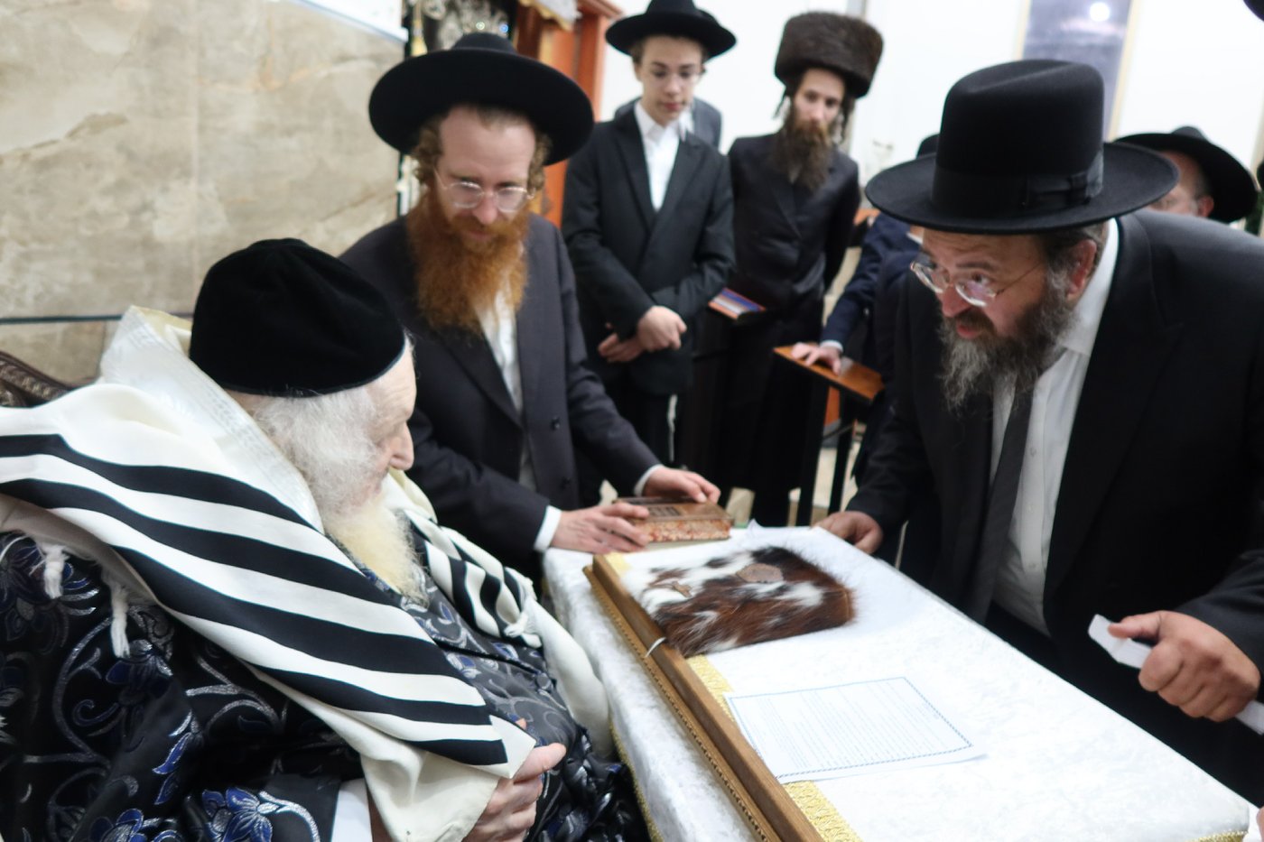 סליחות ראשונות אצל הגר"מ שטרנבוך
