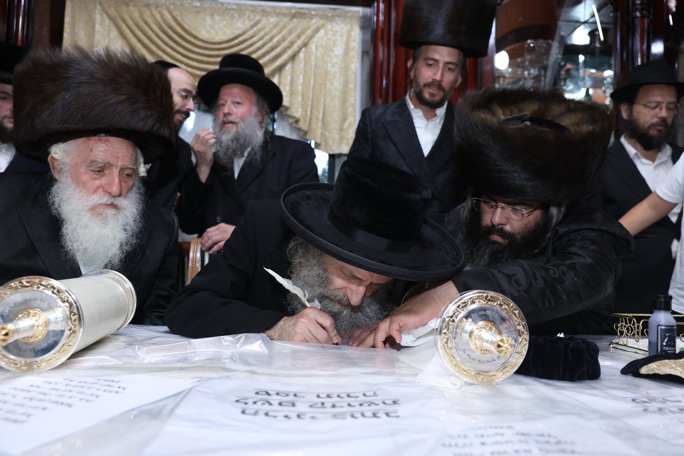 הכנסת ספר תורה במירון