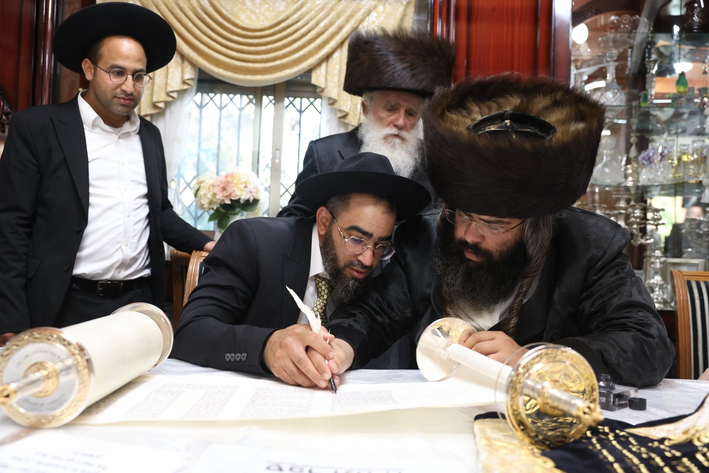 הכנסת ספר תורה במירון