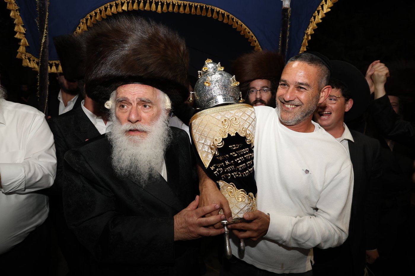 הכנסת ספר תורה במירון