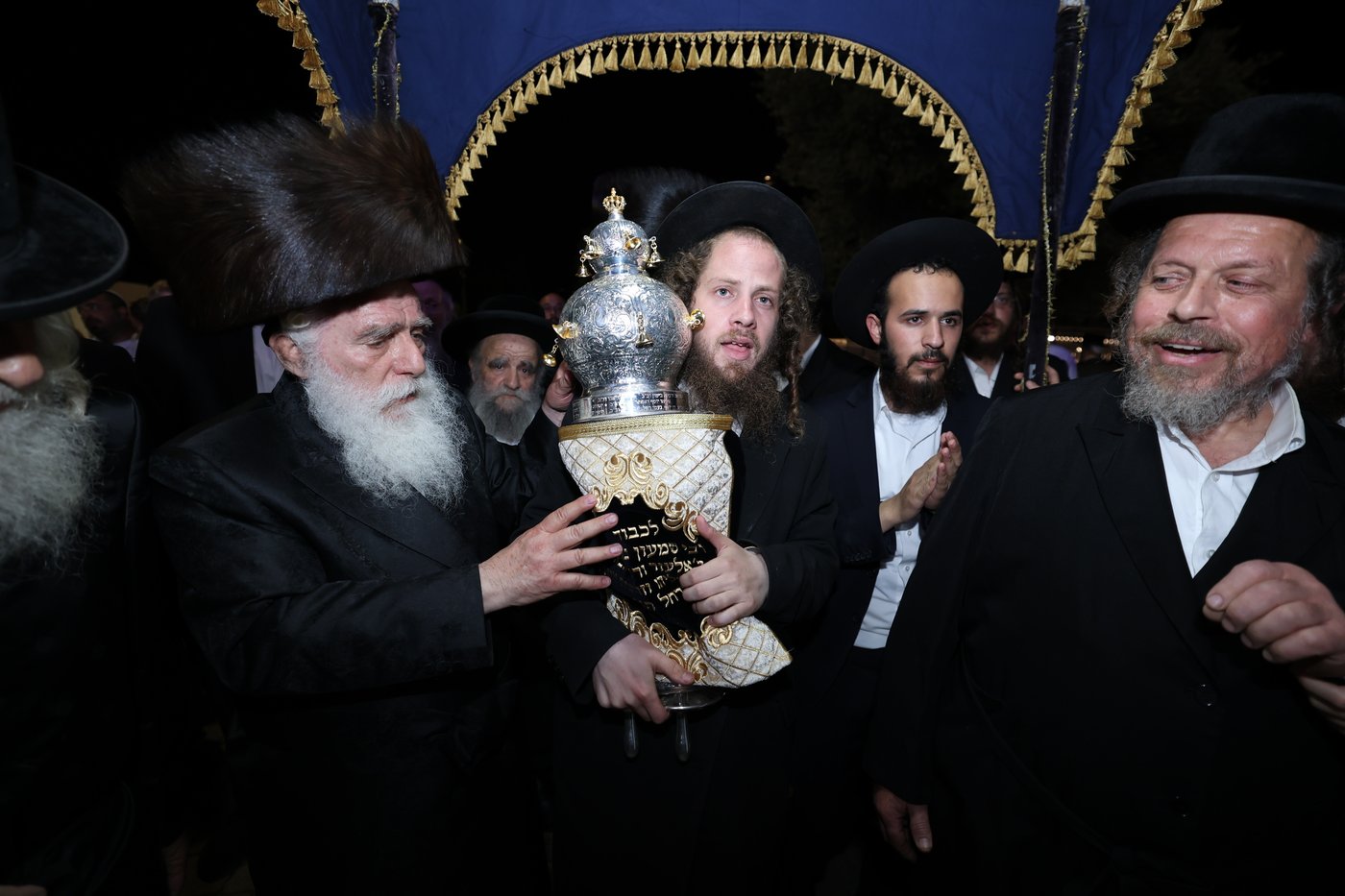 הכנסת ספר תורה במירון