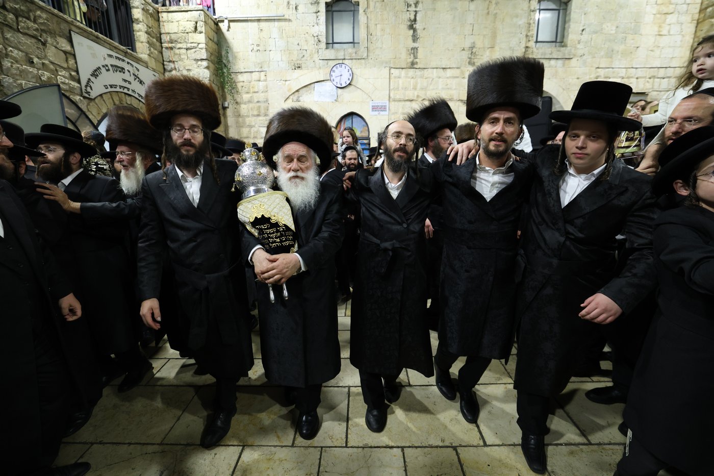 הכנסת ספר תורה במירון