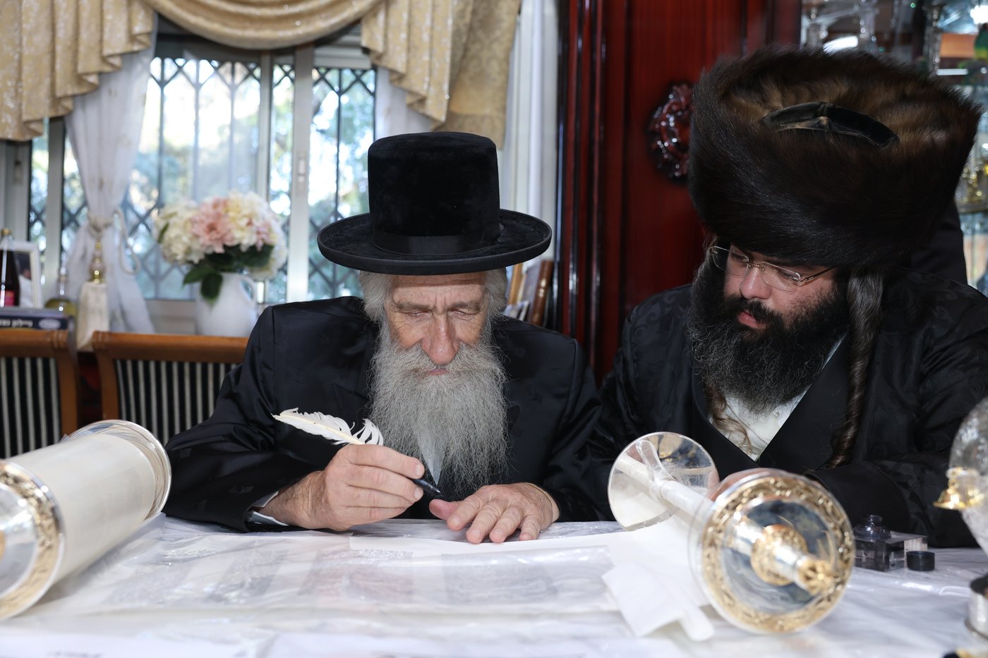 הכנסת ספר תורה במירון