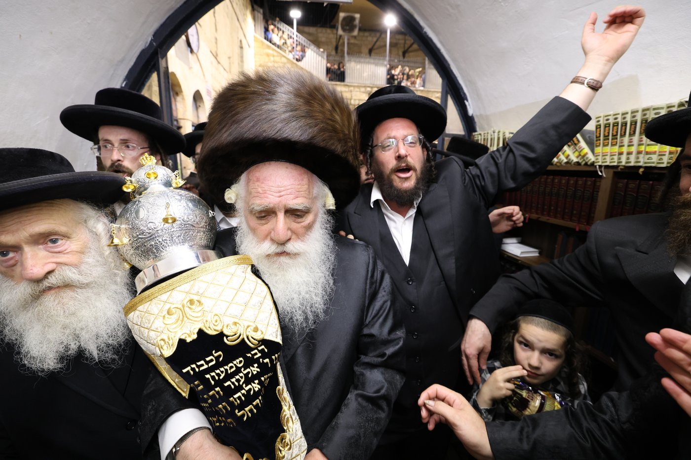 הכנסת ספר תורה במירון