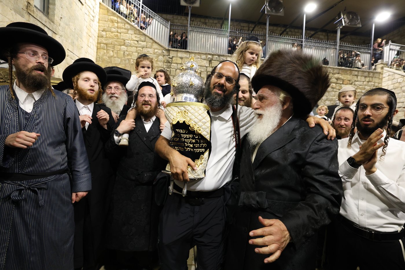 הכנסת ספר תורה במירון