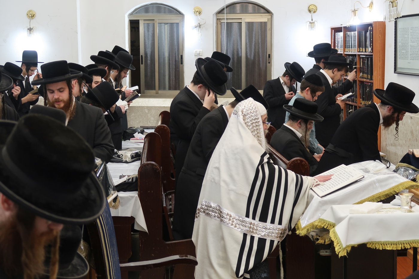 סליחות ראשונות בחצה"ק קרעטשניף סיגעט
