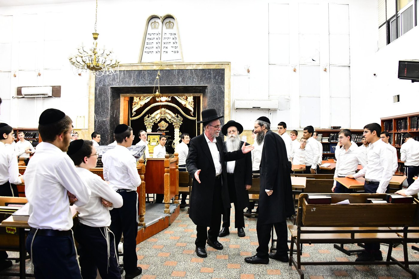 הגרי"ב שרייבר בשיחה בתפארת ציון