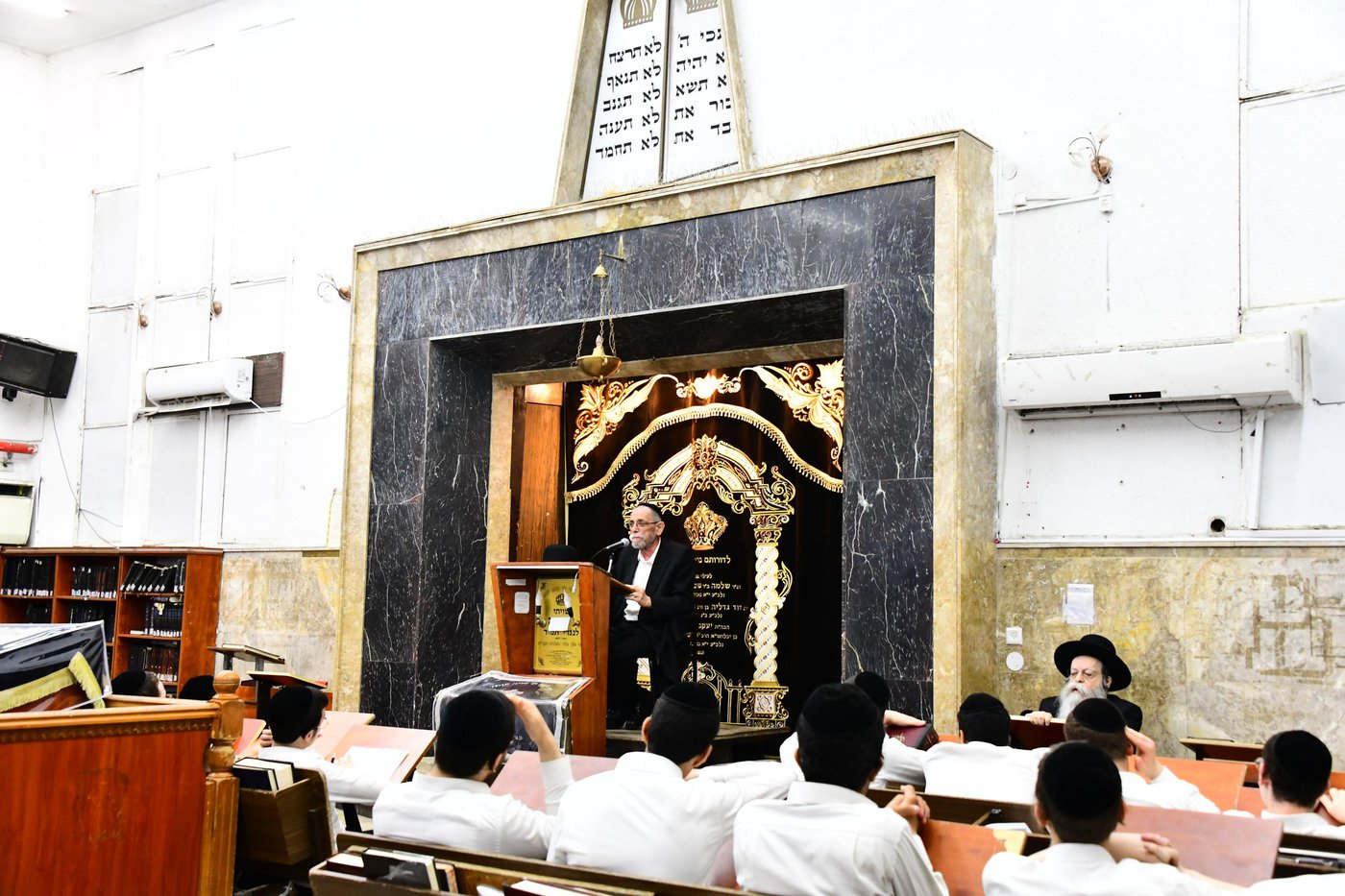 הגרי"ב שרייבר בשיחה בתפארת ציון