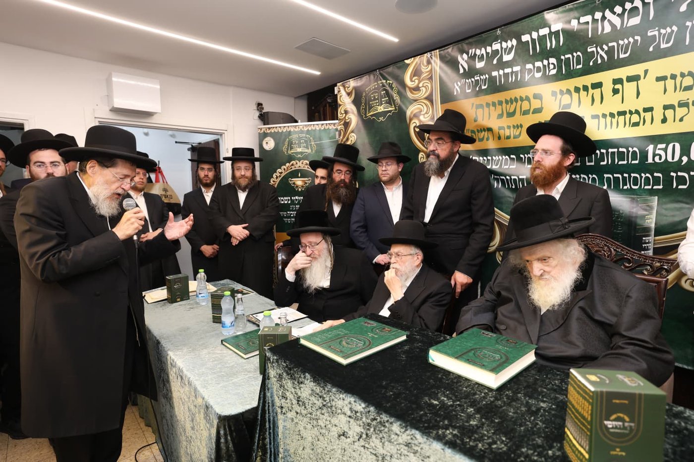 המעמד במעונו של הגר"מ שטרנבוך