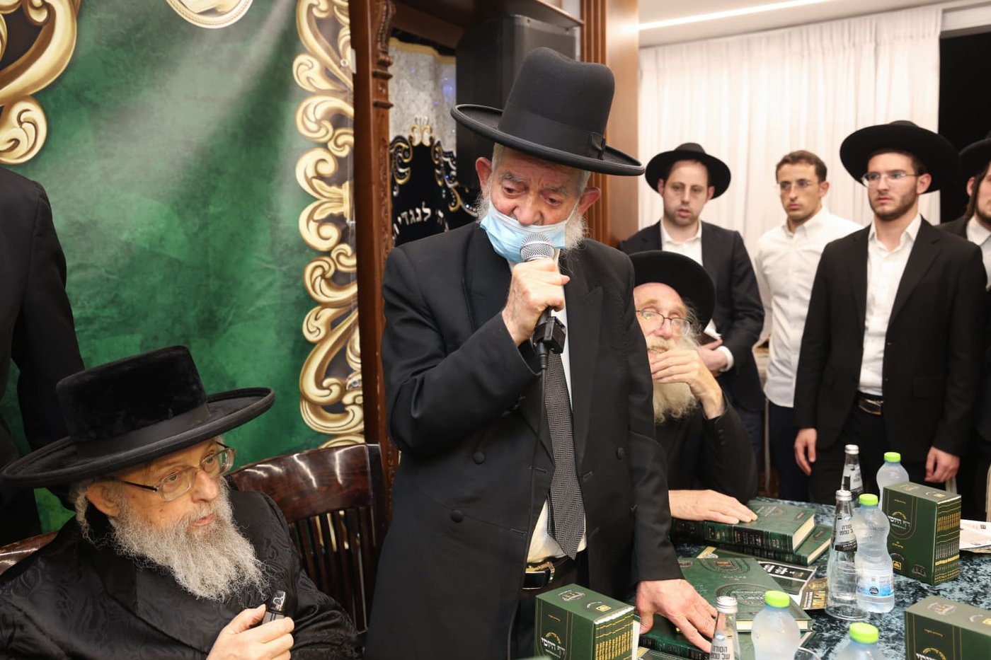 המעמד במעונו של הגר"מ שטרנבוך